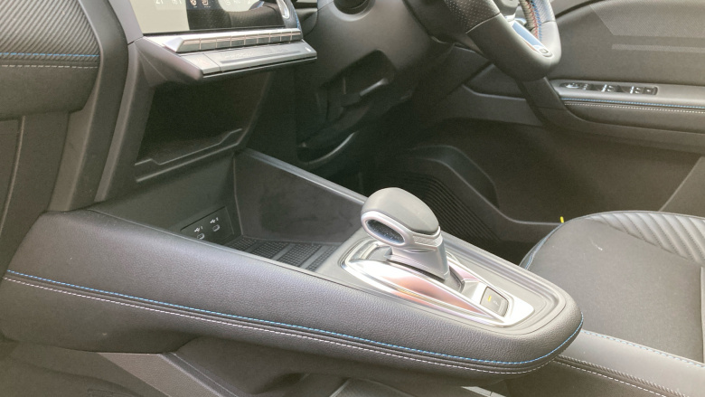 Renault Symbioz 1.6 E-Tech FHEV 145 Iconic Esprit Alpine 5dr Auto Hybrid Estate